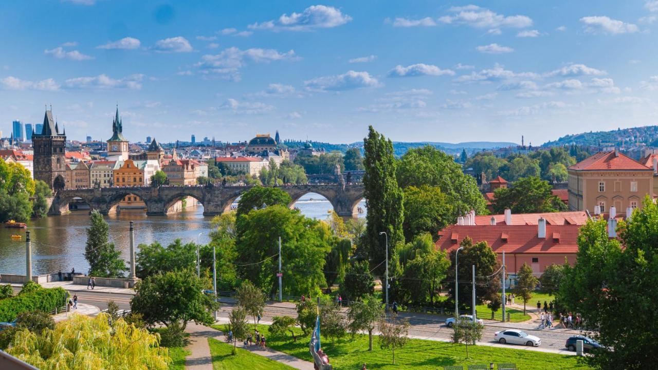 Boutique Hotel Klarov Prague Exterior photo