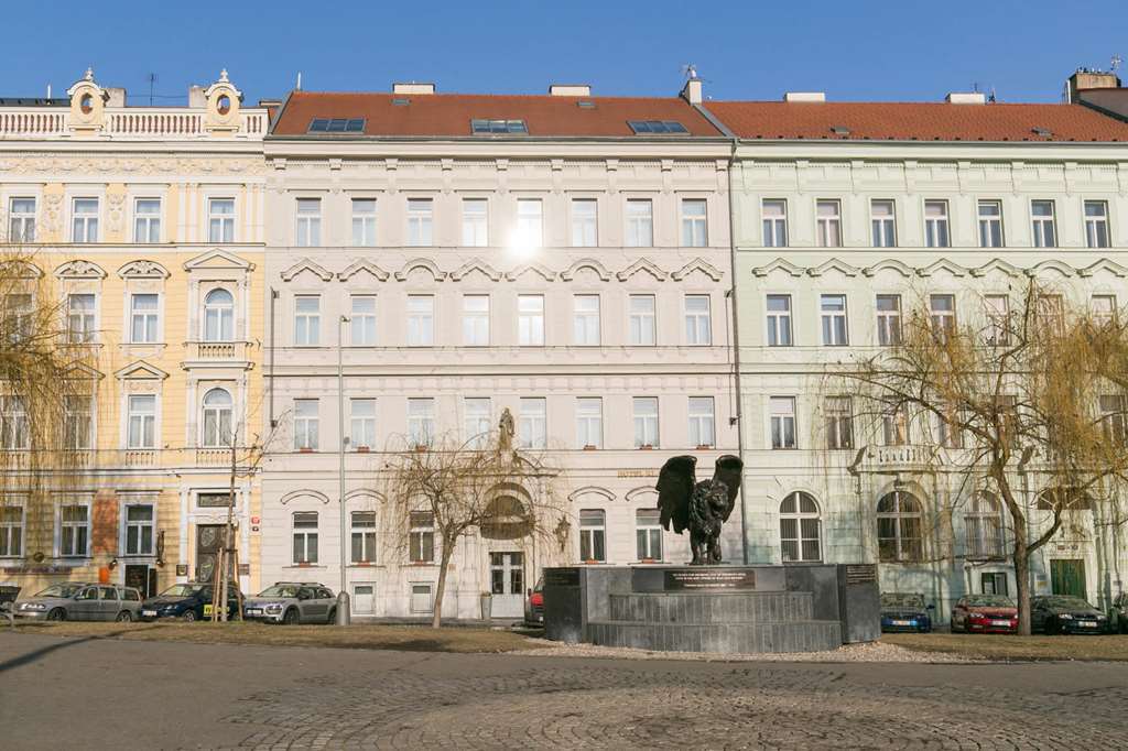 Boutique Hotel Klarov Prague Exterior photo